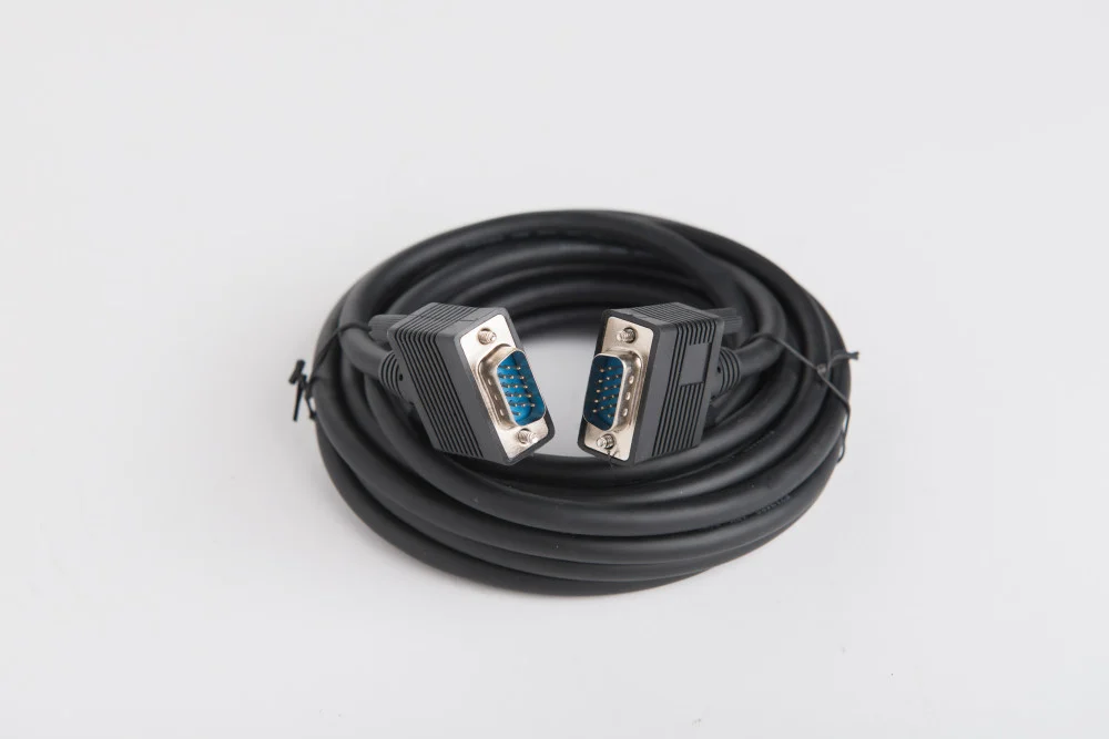 سلك VGA متعدد المقاسات