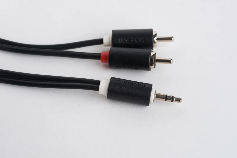 سلك AUX بطول 5 متر